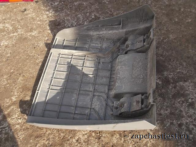 Крыло передняя часть RH Mercedes Benz 9305200119