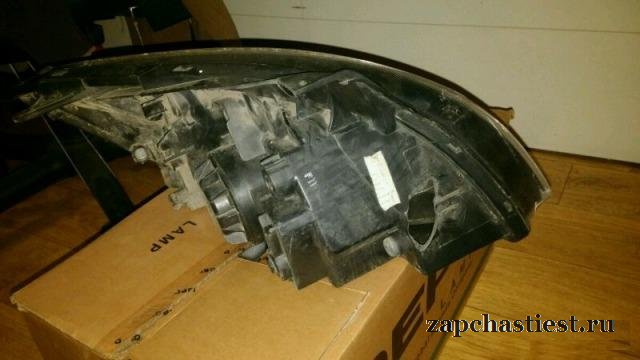 Левая фара Kia Rio FL 2010