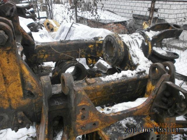 К-700, Кировец рама задняя