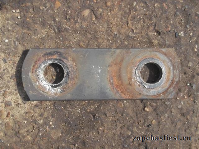 Серьга передней рессоры Renault 5010557704