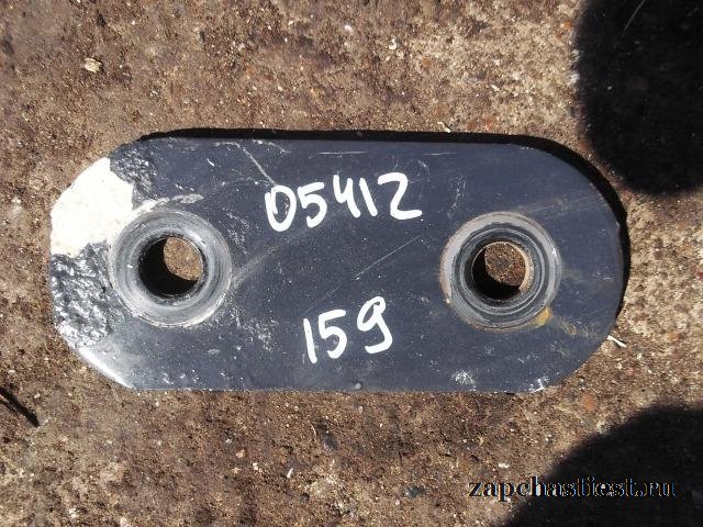 Серьга передней рессоры Iveco 8134539