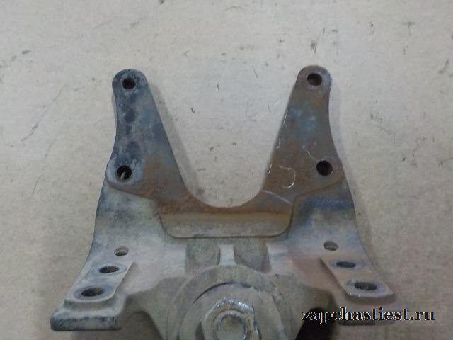 Кронштейн рессоры Mercedes Benz 9413200070