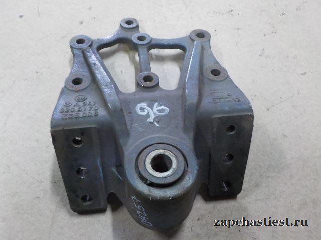 Кронштейн рессоры Mercedes Benz 9413200170