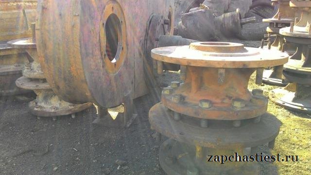 Ступица колеса автогрейдера дз-122