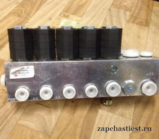Блок соленоидов на Хундай R200W-7 31N4-20040