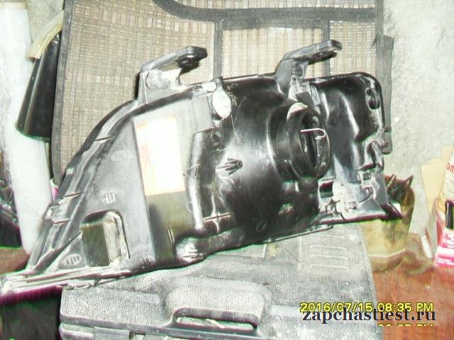 Фара Honda CR-V 1