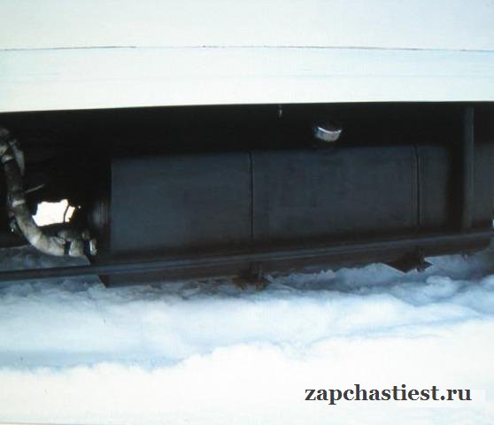 Бак топливный 200 л Isuzu ELF Forward 8973509921