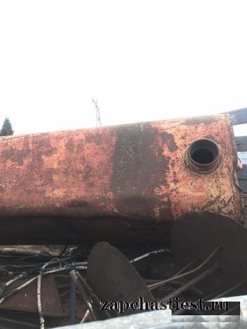 Продам бак дт-75
