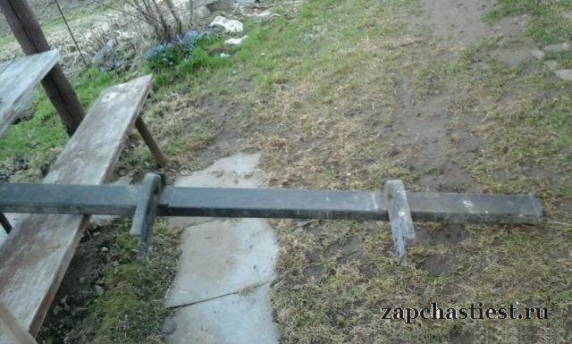 Задний 