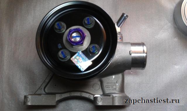 Помпа водяная Hyundai HD160 HD170 2510084402
