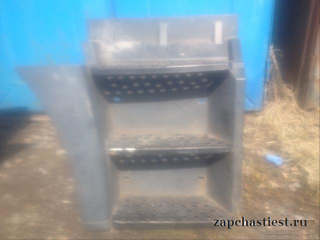Продам подножки на MAN F 2000