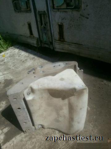 Кронштейн подножки Renault Premium 5010610723