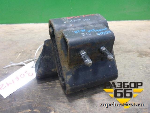 Опора двигателя передняя Hyundai HD-500 с 2010г