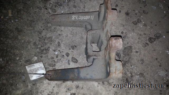 Кронштейн бампера правый DAF CF (1370064) Даф