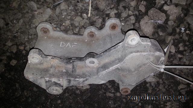 Кронштейн генератора DAF CF 85 2001-2006 (1433190)