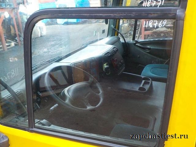Стекло двери Даф сф (DAF CF) 300299