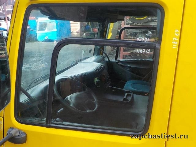 Стекло двери Даф сф (DAF CF) 1241007
