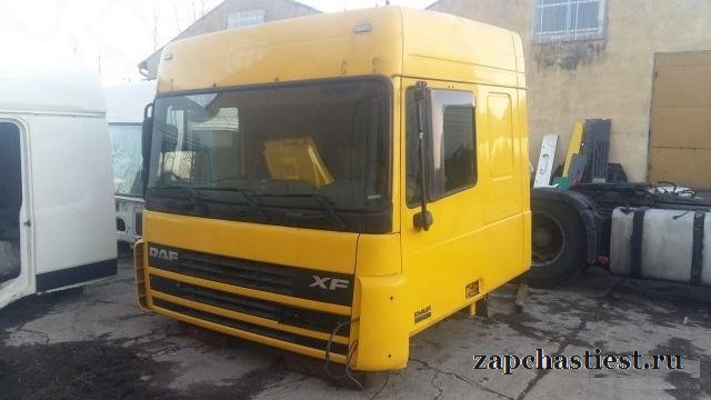 Б/у кабина kabina DAF XF 95 kompletna красн
