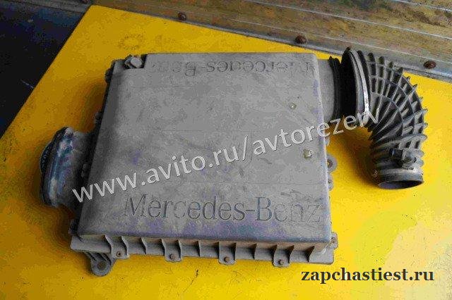 Mercedes Корпус воздушного фильтра 0180942902