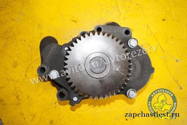 Iveco EuroTech Насос масляный 61319219