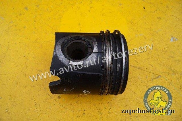 Iveco EuroTech Cursor Поршень 504007512