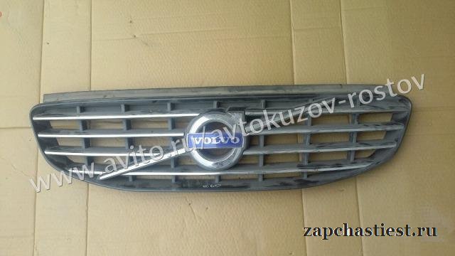 Volvo XC60 решетка радиатора