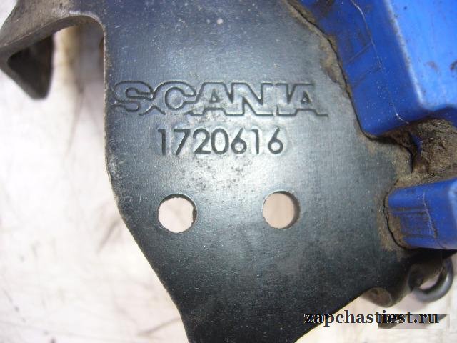 Замок капота правый Scania