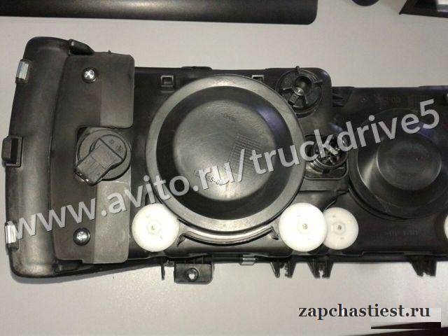 Фара DAF XF 95 105 правая аналог