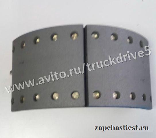 Колодки SAF RSM 9042 420-180 мм наклепанные