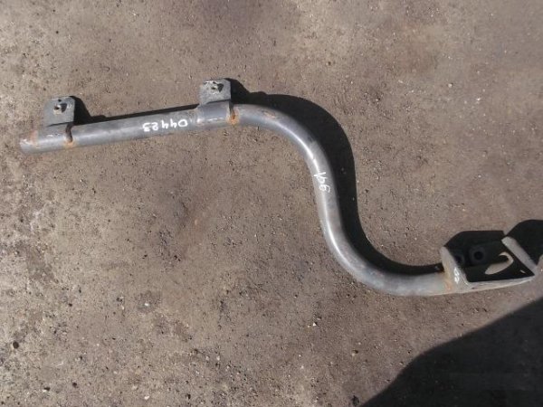 Кронштейн крепления крыла RH Mercedes Benz 9303101