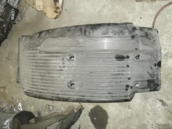 Крыло переднее левое передняя часть Volvo 20372064