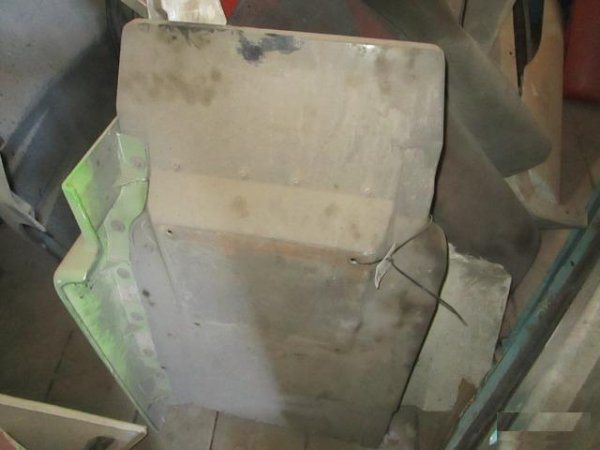 Задняя часть переднего крыла MAN TGA XXL 2005 год