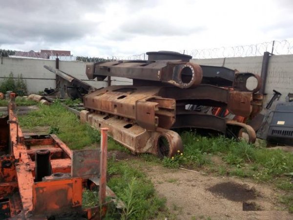 Рама экскаватора Hitachi ZX200, ZX330