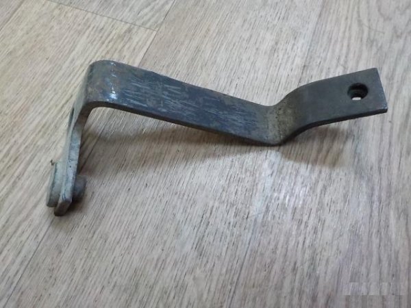Кронштейн рамы Volvo 20428058