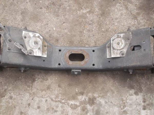 Траверса рамы поперечная Volvo 20766804