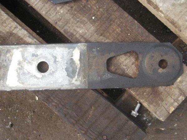 Проставка нижняя рессоры Iveco 41013266
