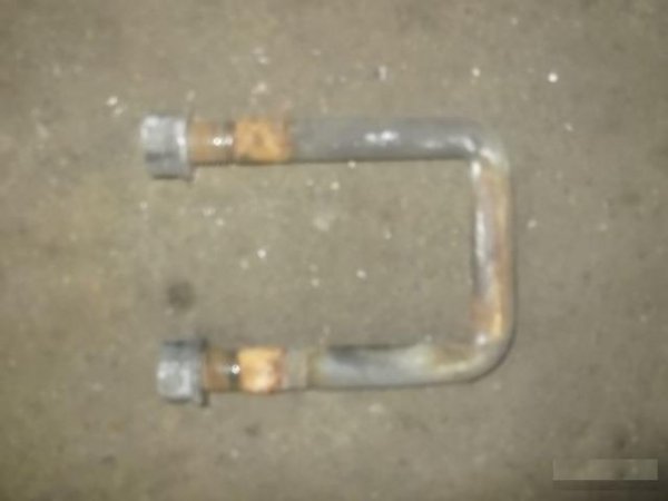 Стремянка передней рессоры L235mm Volvo 3987323