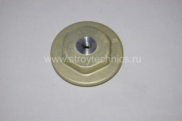 Крышка ступицы катка ленивца (71-3205020-02)