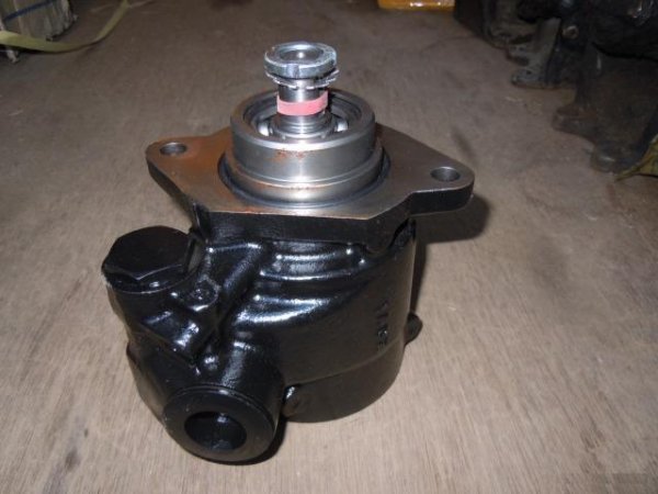 Насос гидроусилителя D8AB/D8AX hyundai Gold 8х4