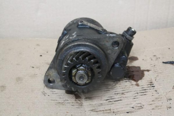 Насос гура. Volvo F. Арт.: 494, Д6