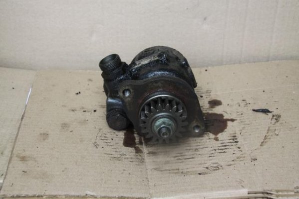 Насос гура. DAF. Арт.: 341, Д39