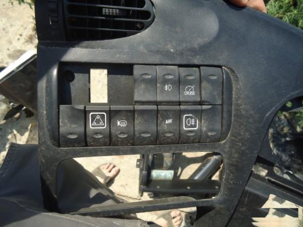 Панель с кнопками Hyundai HD 500 2011