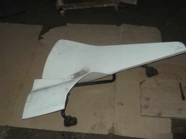 Навесная часть спойлера RH MAN 81629100138