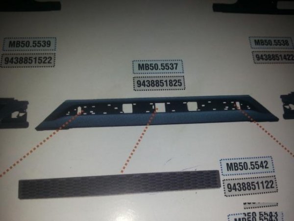 Спойлер бампера mercedes (9438851825)