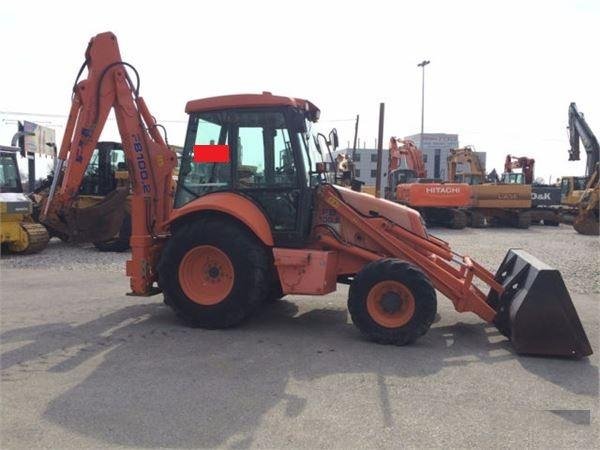 Стекло на fiat hitachi FB 100-2 за дверь.прав