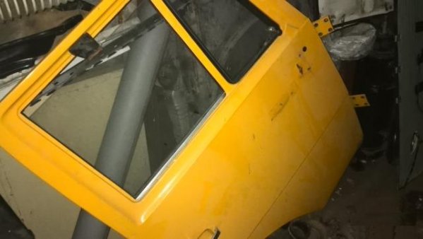 Дверь правая камаз