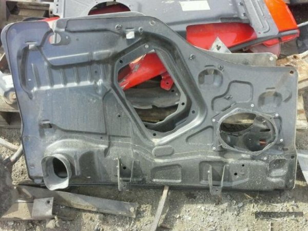 Панель двери под стеклоподъёмник Scania 4/R Seria