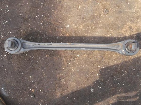 Реактивная тяга Iveco 41272429