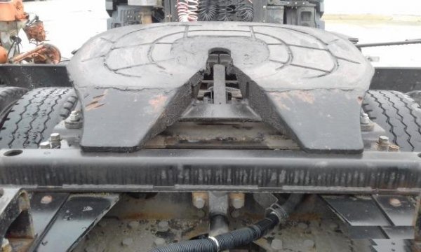 Седло hino 700 тягач 2012 г