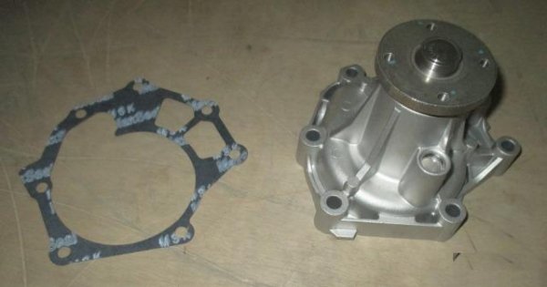 Помпа водяная для Вongo3, Рorter2, Starex / D4CB